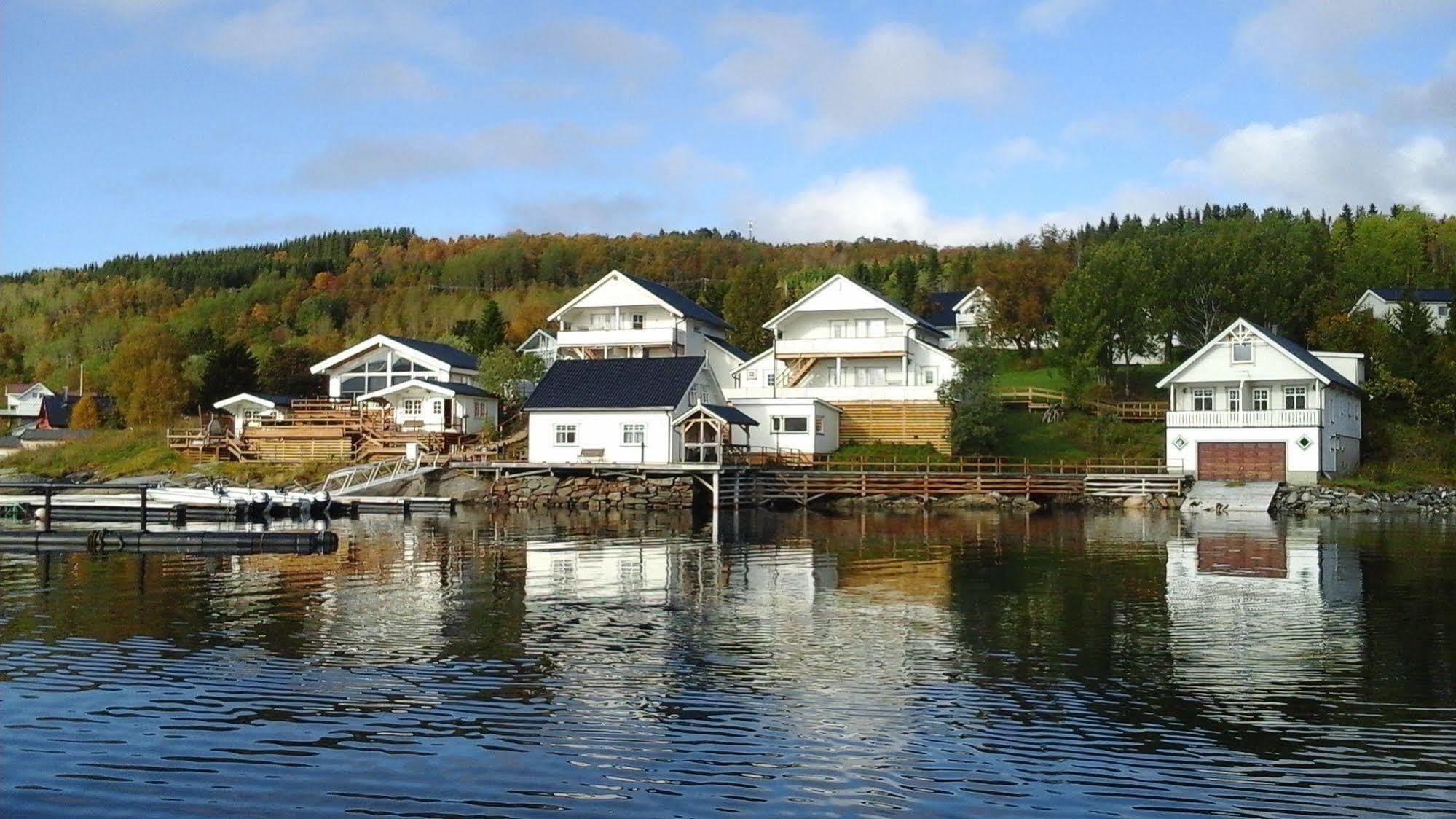 Furoy Fishingcamp And Hotel Apartments Sorreisa Exterior photo